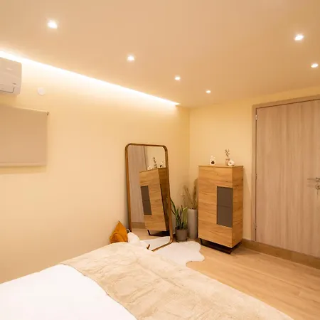 Seren - Crafted With & Care Volos