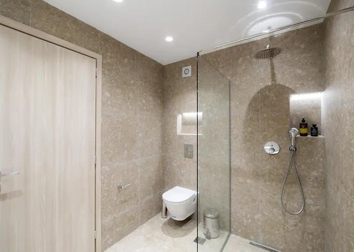 Seren - Crafted With & Care Volos