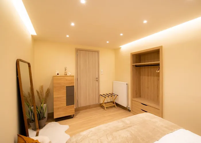 Seren - Crafted With & Care *